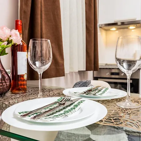 Stella 1&2 - Pink And Grey Near The Singing Fountains By Flat Mаnager Appartamento Plovdiv