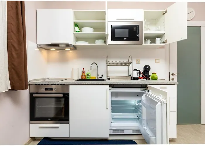 Stella 1&2 - Pink And Grey Near The Singing Fountains By Flat Mаnager Apartamento