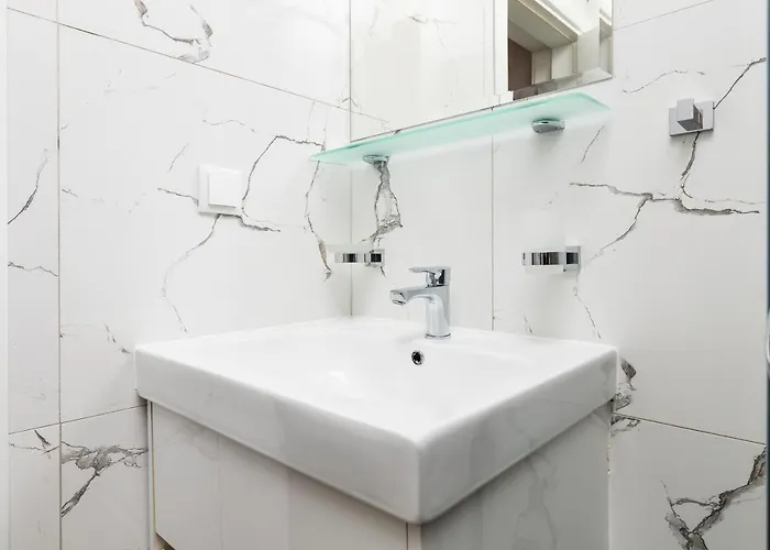 Stella 1&2 - Pink And Grey Near The Singing Fountains By Flat Mаnager * Plovdiv