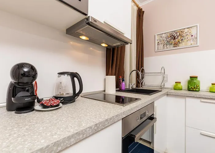 Stella 1&2 - Pink And Grey Near The Singing Fountains By Flat Mаnager Apartamento