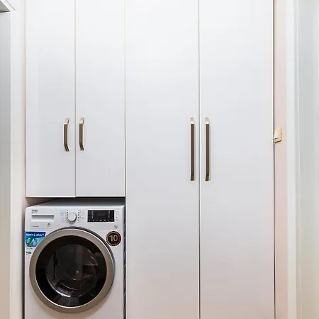 Lejlighed Stella 1&2 - Pink And Grey Near The Singing Fountains By Flat Mаnager *