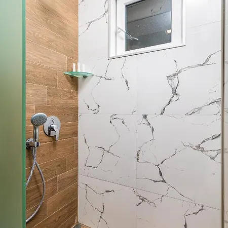 Lejlighed Stella 1&2 - Pink And Grey Near The Singing Fountains By Flat Mаnager *