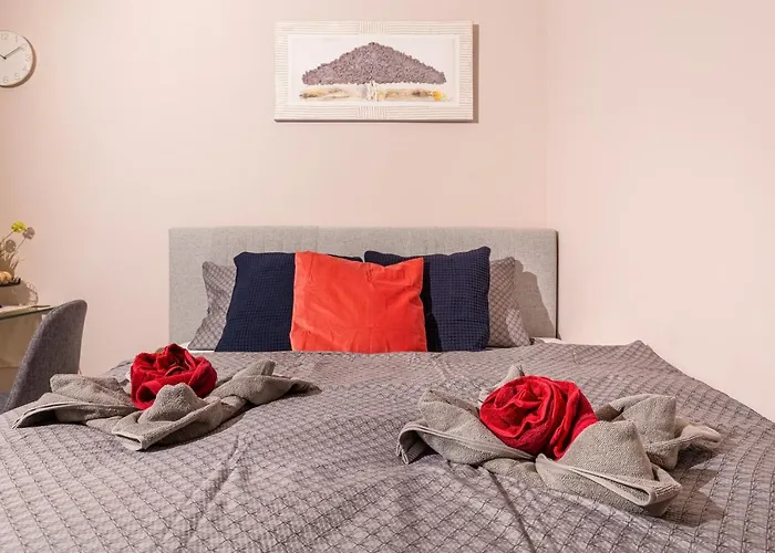 Apartament Stella 1&2 - Pink And Grey Near The Singing Fountains By Flat Mаnager Plovdiv